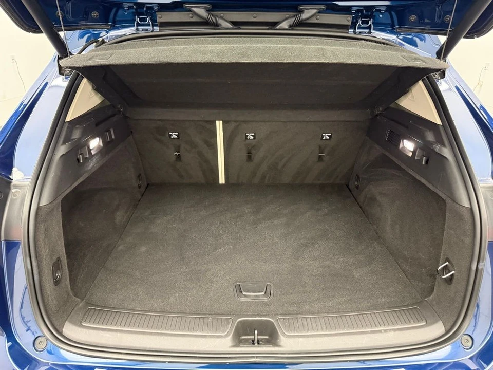 2023 Buick Envision - Image 10 of 12