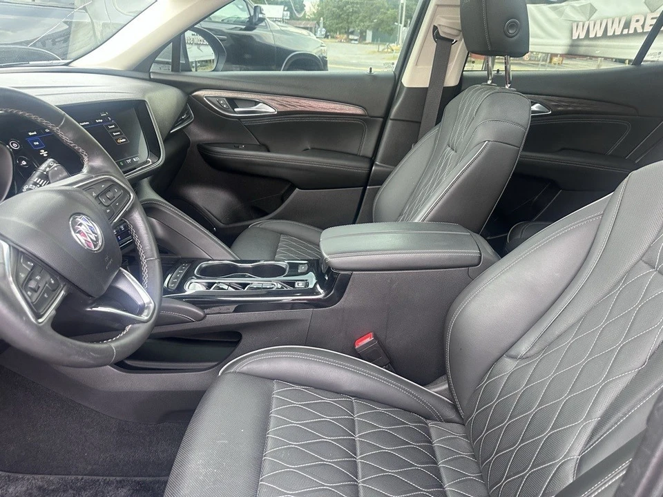 2023 Buick Envision - Image 3 of 12