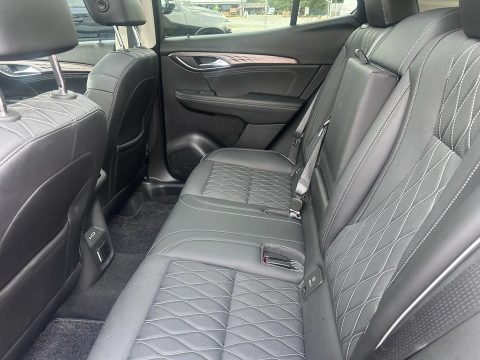 2023 Buick Envision - Image 2 of 12