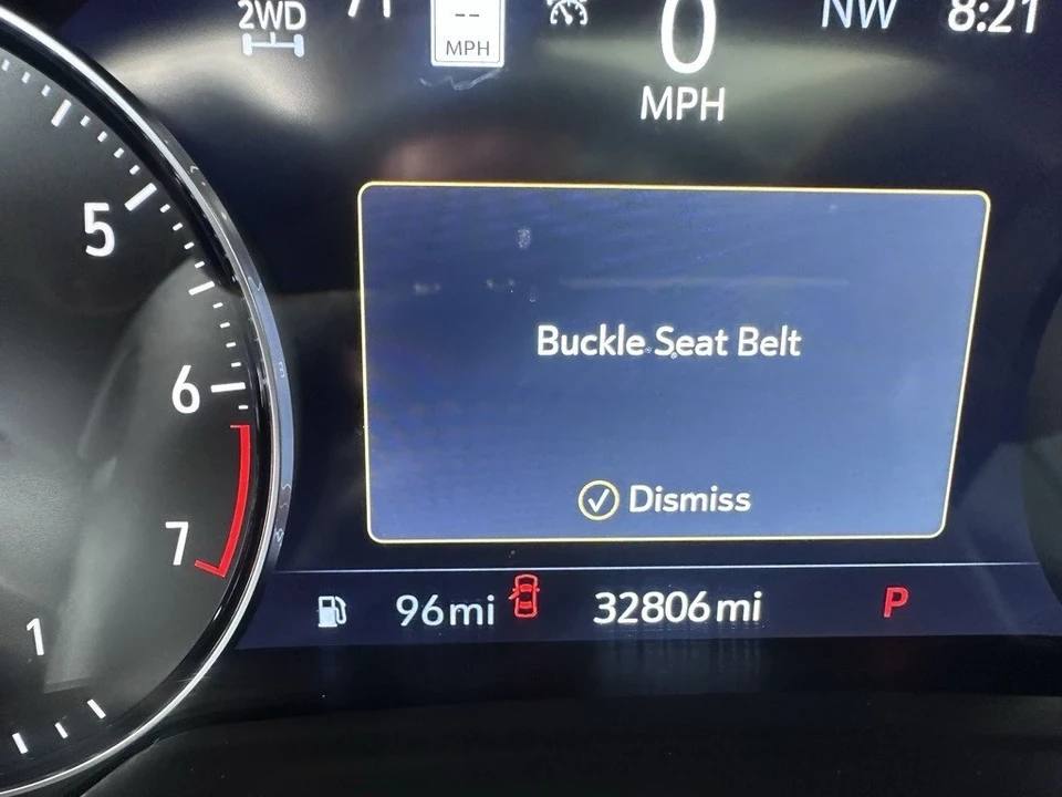 2023 Buick Envision - Image 7 of 12