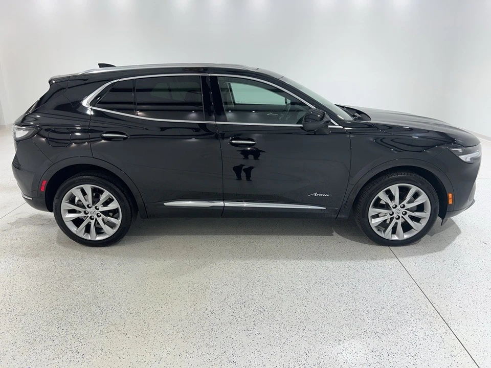 2023 Buick Envision - Image 6 of 12