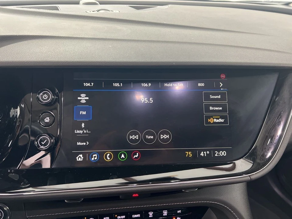 2023 Buick Envision - Image 12 of 21