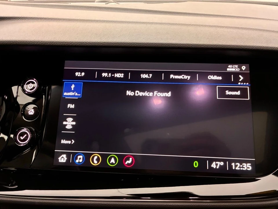 2023 Buick Envision - Image 4 of 12