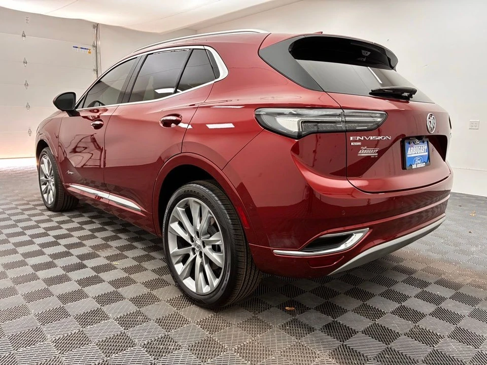 2023 Buick Envision - Image 11 of 12
