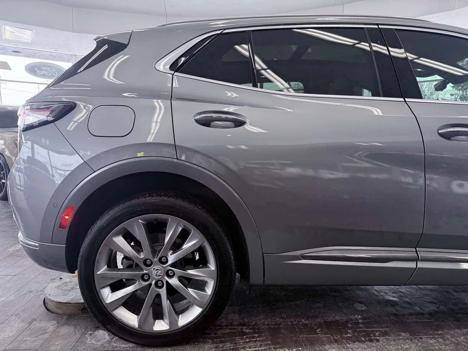 2023 Buick Envision - Image 7 of 21