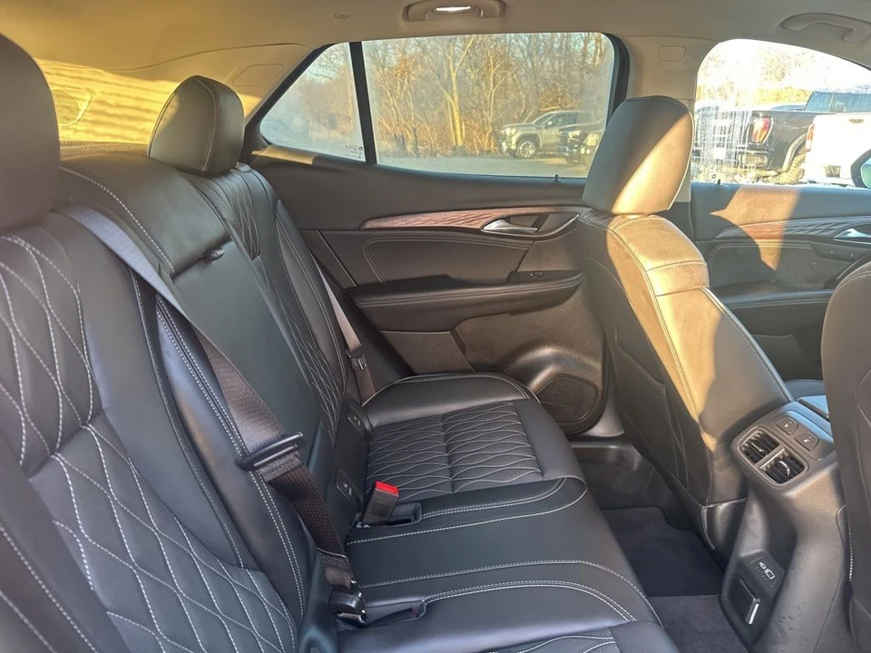 2023 Buick Envision - Image 12 of 12
