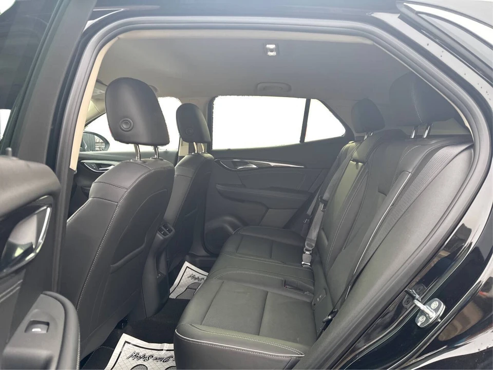 2023 Buick Envision - Image 10 of 21