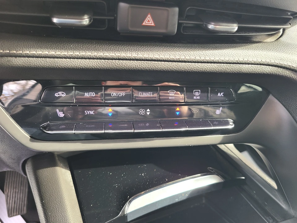 2023 Buick Envision - Image 20 of 21
