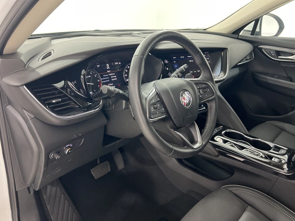 2023 Buick Envision - Image 9 of 12