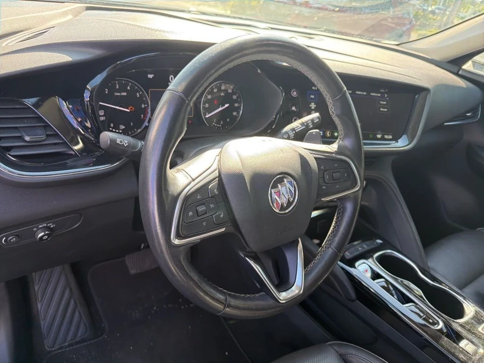 2023 Buick Envision - Image 9 of 12
