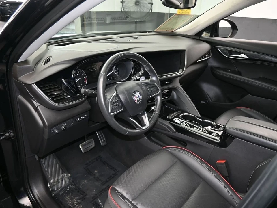 2023 Buick Envision - Image 10 of 12