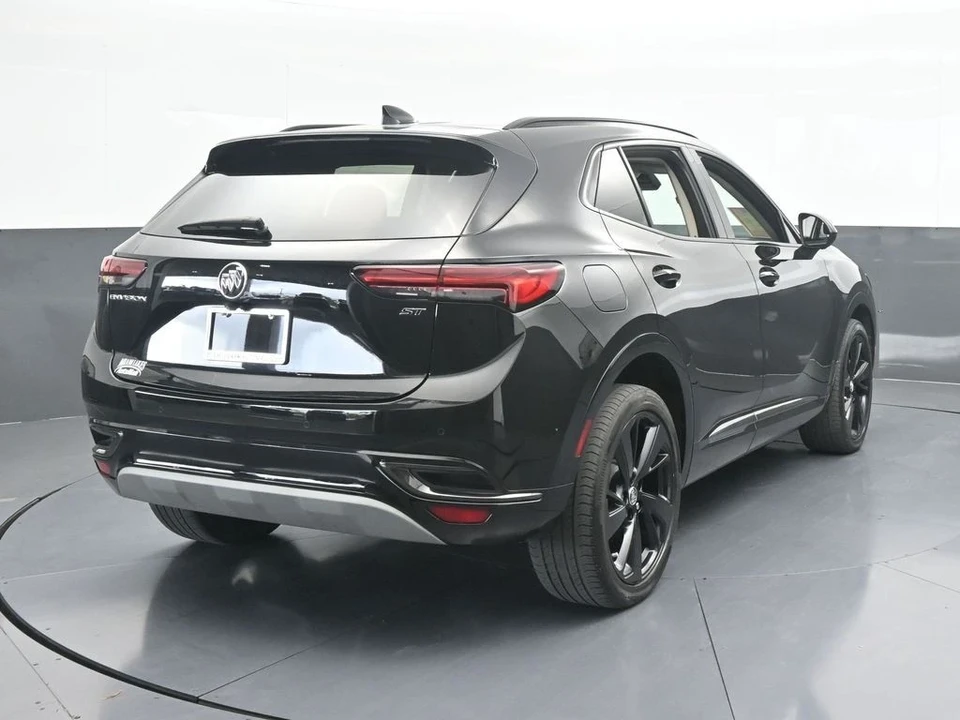 2023 Buick Envision - Image 5 of 12