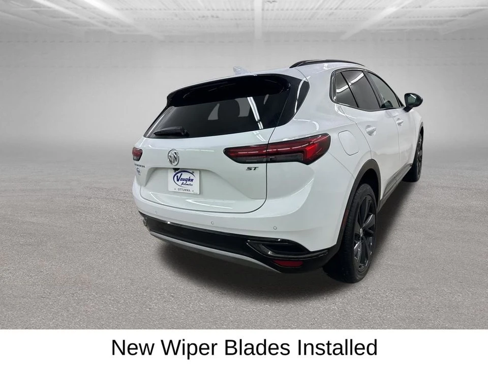 2023 Buick Envision - Image 14 of 21