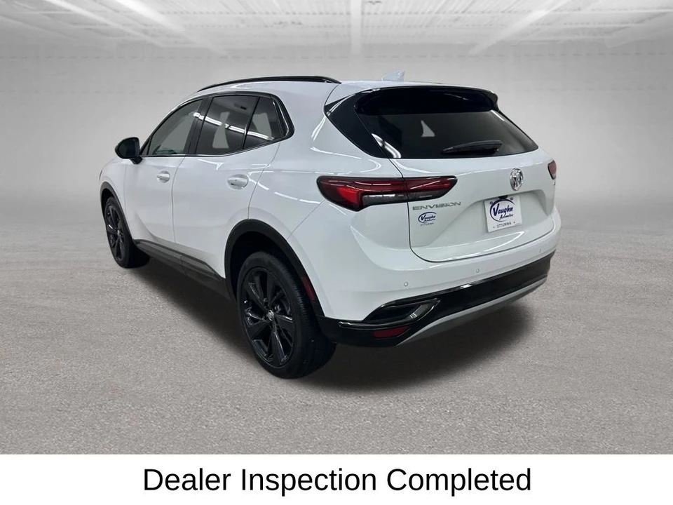 2023 Buick Envision - Image 10 of 21