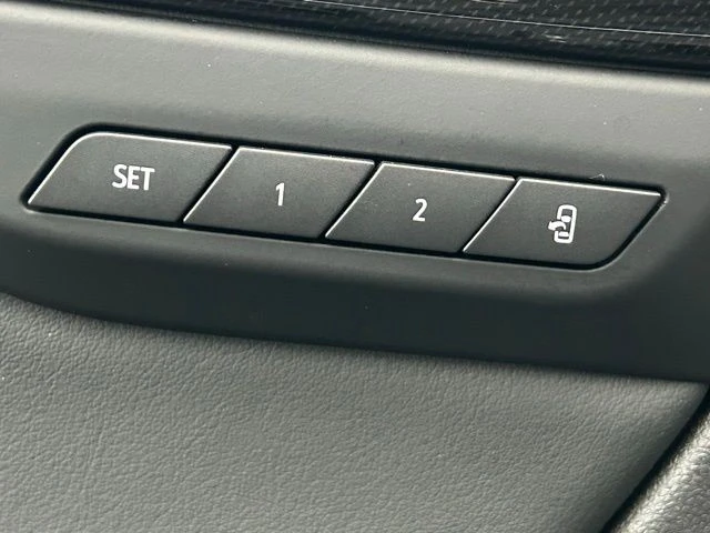 2023 Buick Envision - Image 9 of 12