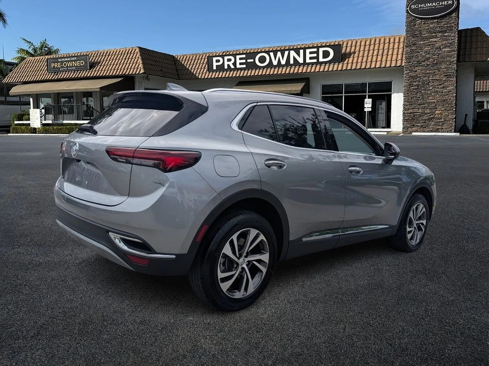 2023 Buick Envision - Image 7 of 27