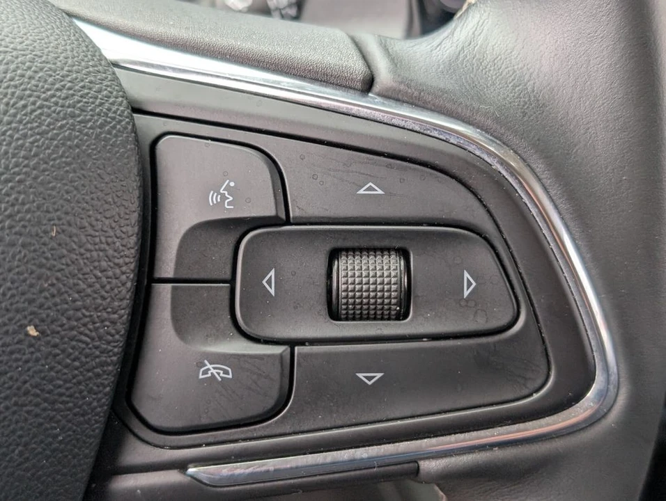 2023 Buick Envision - Image 23 of 27