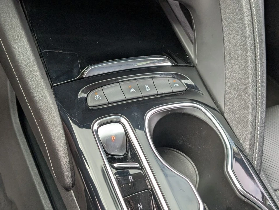 2023 Buick Envision - Image 22 of 27