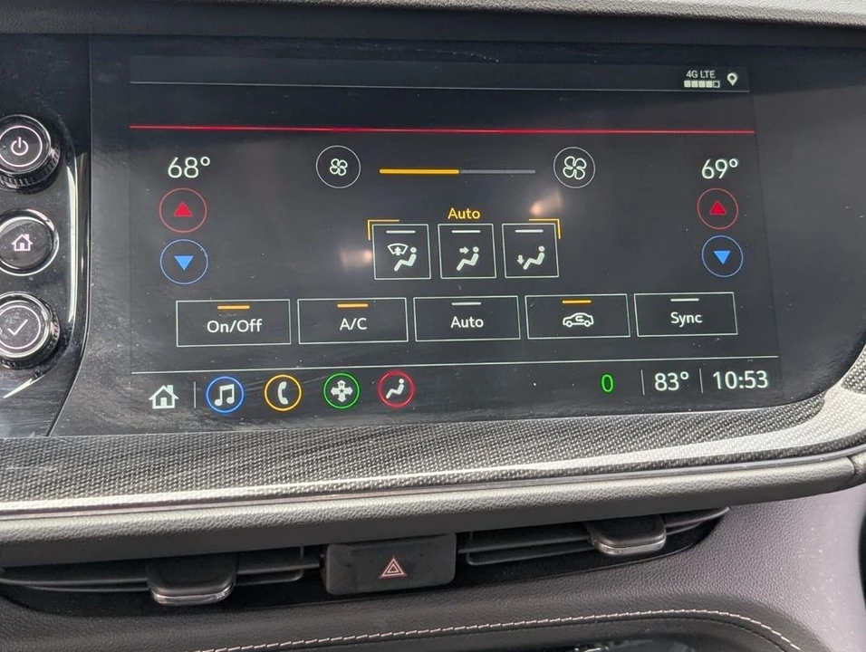 2023 Buick Envision - Image 19 of 27
