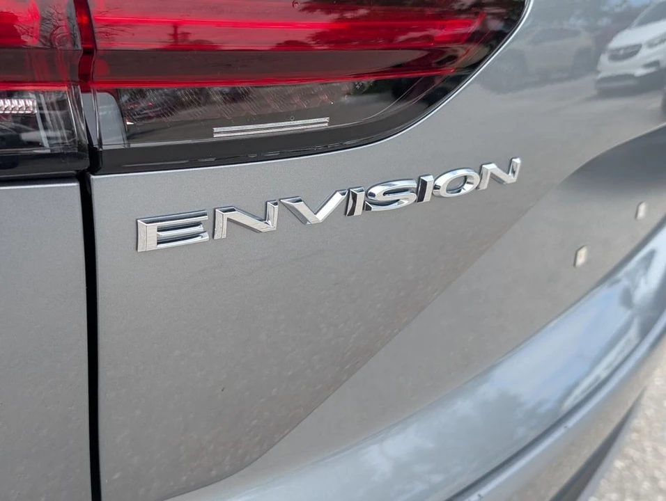2023 Buick Envision - Image 14 of 27