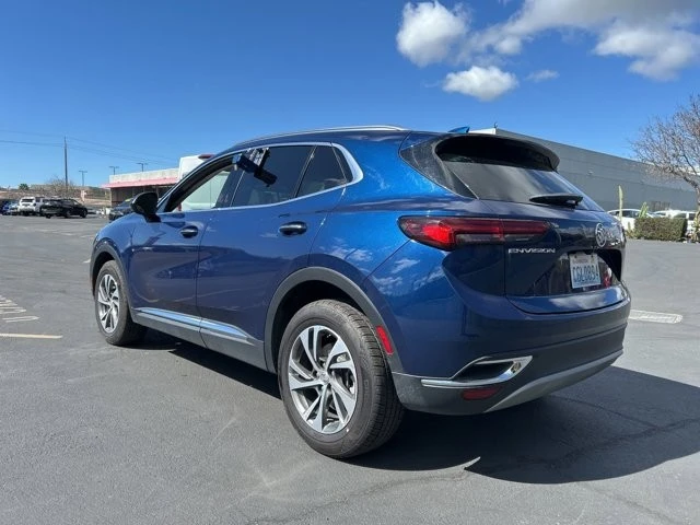 2023 Buick Envision - Image 3 of 10