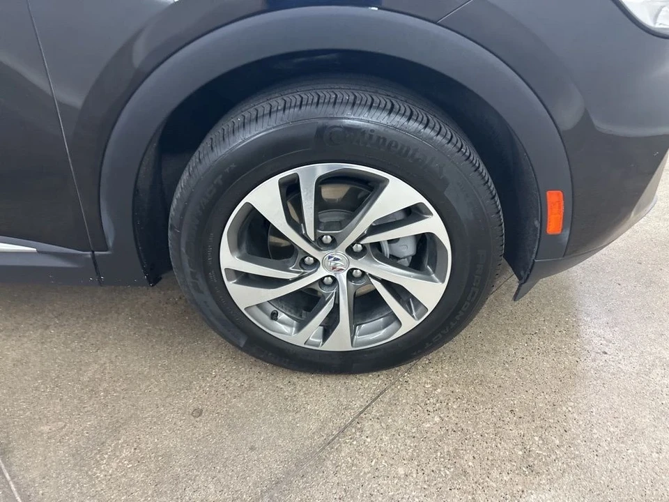 2023 Buick Envision - Image 15 of 21