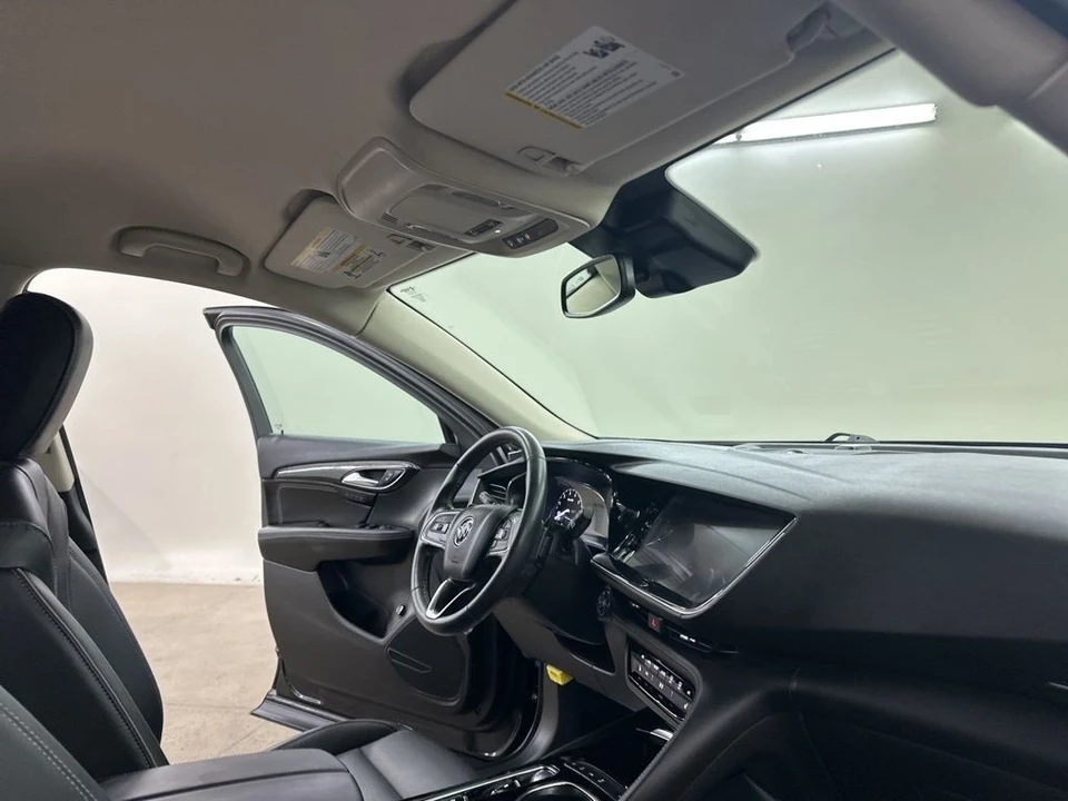 2023 Buick Envision - Image 18 of 21