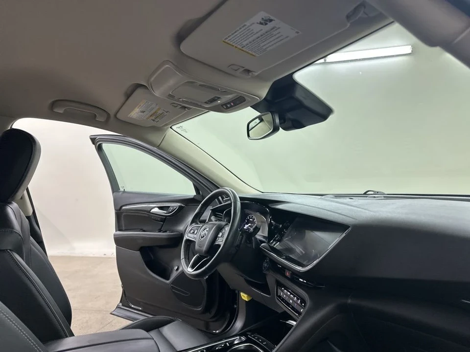 2023 Buick Envision - Image 18 of 21