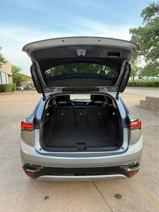 2023 Buick Envision - Image 8 of 20