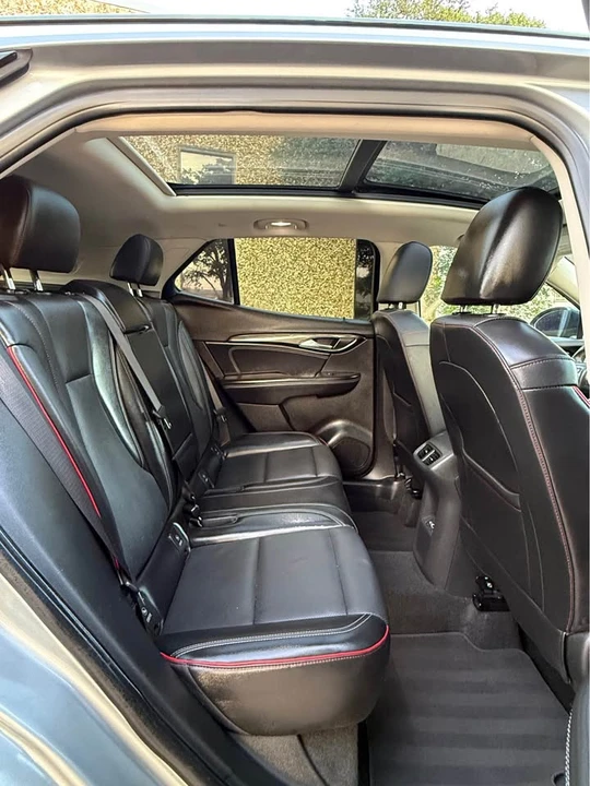 2023 Buick Envision - Image 7 of 20