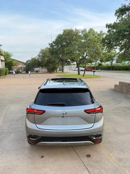 2023 Buick Envision - Image 10 of 20
