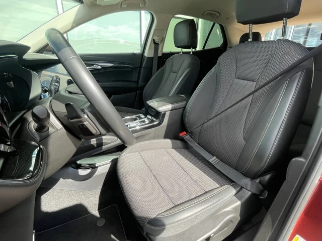 2023 Buick Envision - Image 15 of 20