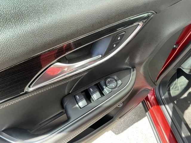 2023 Buick Envision - Image 10 of 20