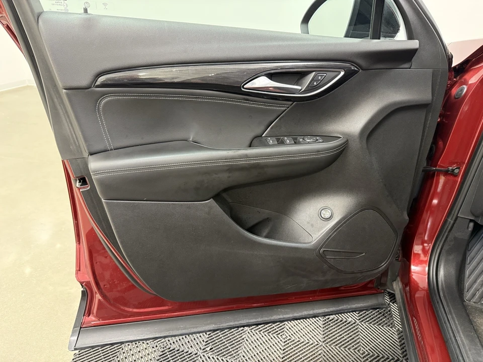 2023 Buick Envision - Image 11 of 12
