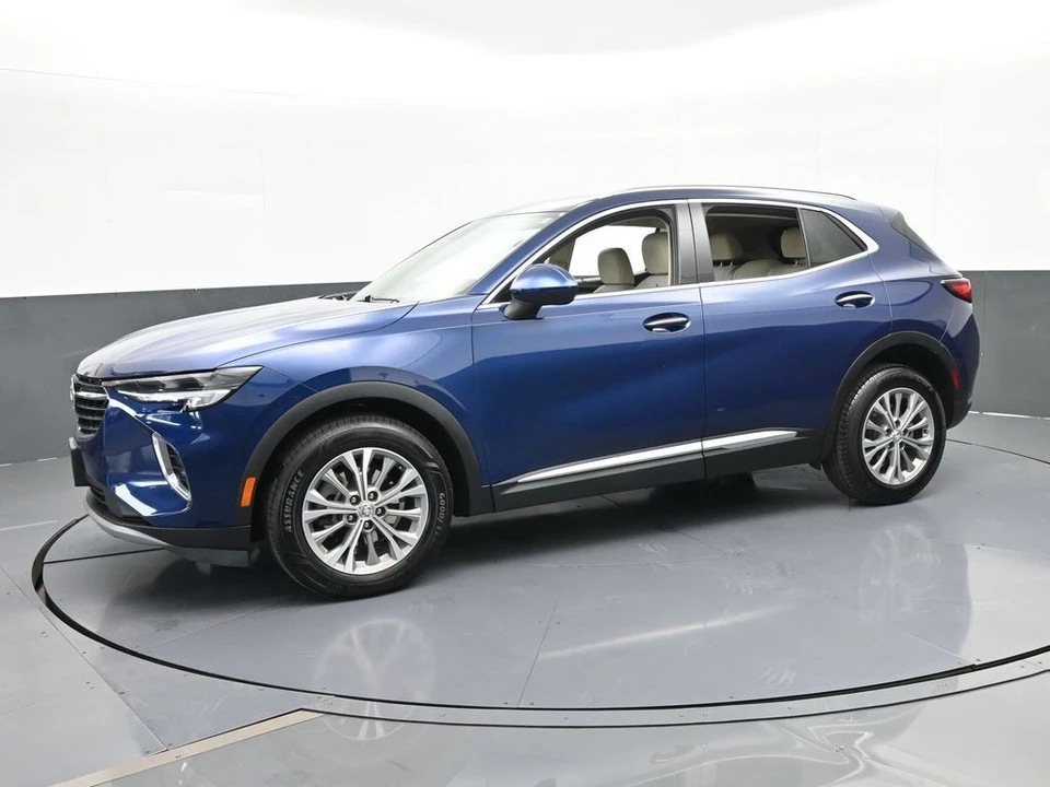 2023 Buick Envision - Image 2 of 21
