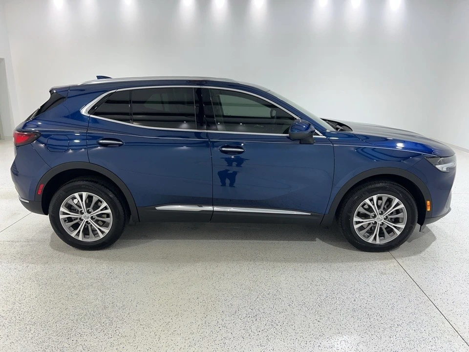 2023 Buick Envision - Image 6 of 12