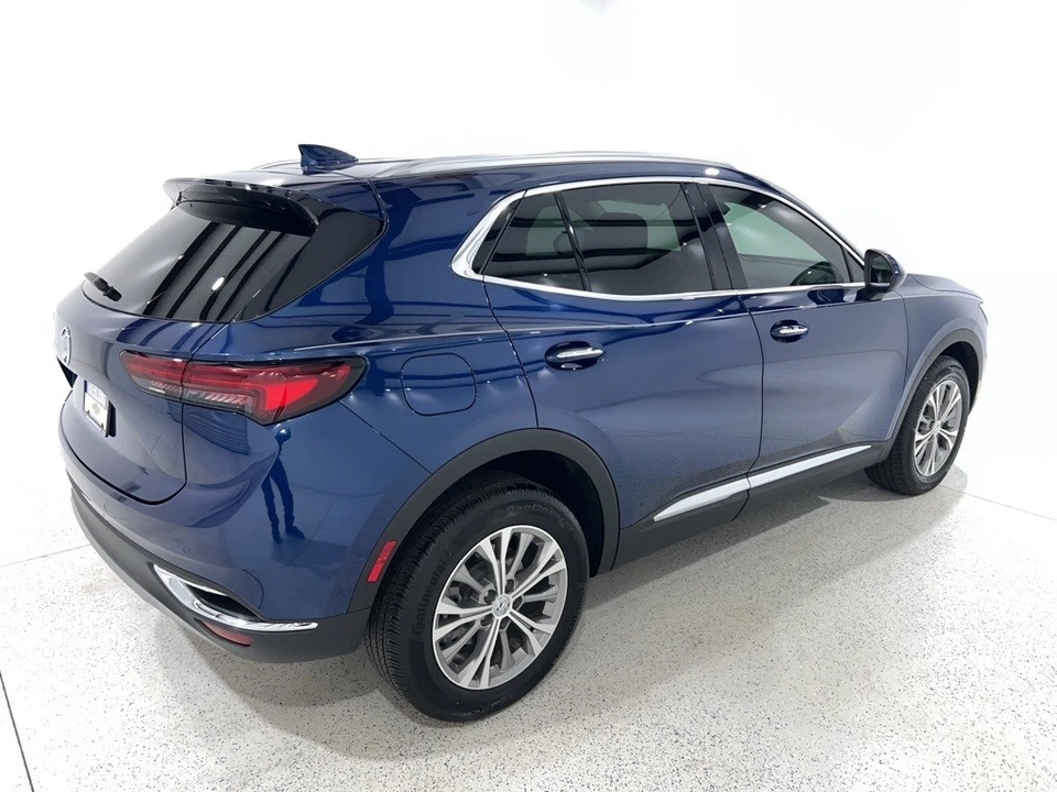 2023 Buick Envision - Image 5 of 12