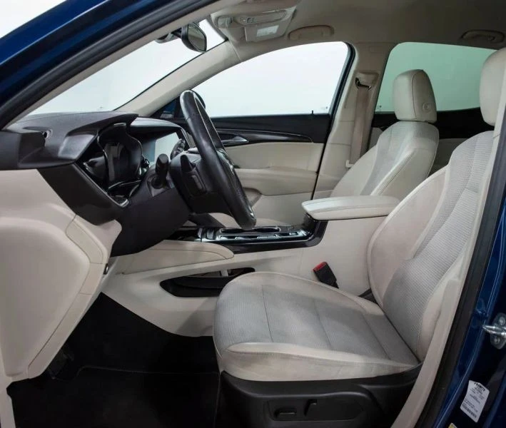 2023 Buick Envision - Image 7 of 12