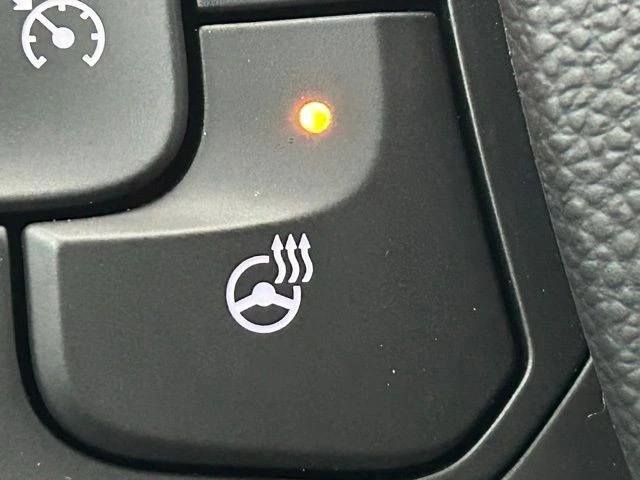2023 Buick Envision - Image 7 of 12