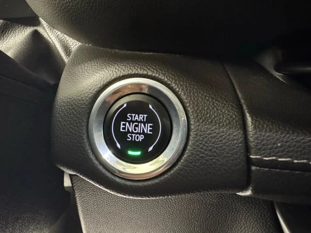 2023 Buick Envision - Image 17 of 21
