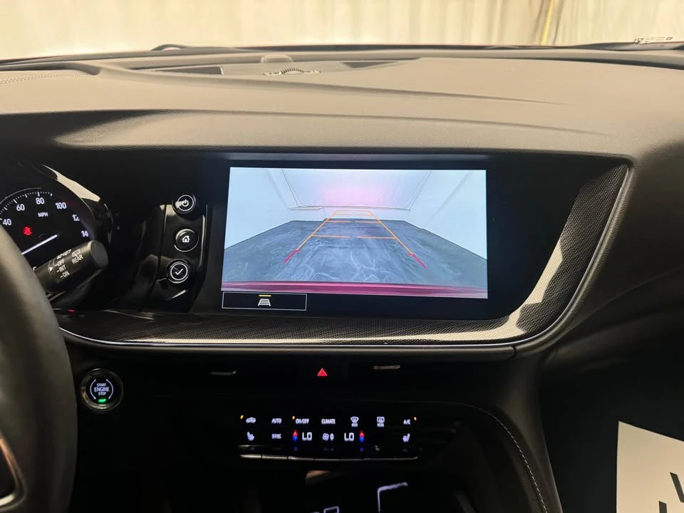 2023 Buick Envision - Image 17 of 19