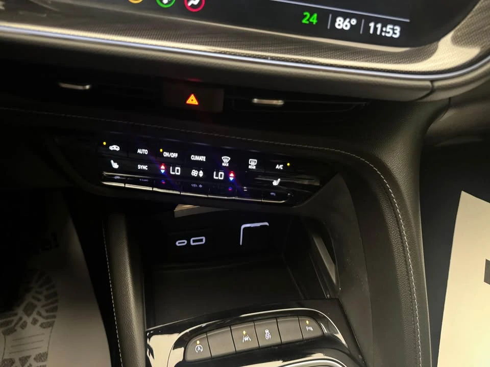 2023 Buick Envision - Image 16 of 19