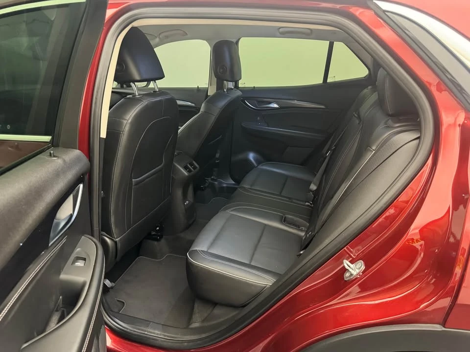 2023 Buick Envision - Image 10 of 19