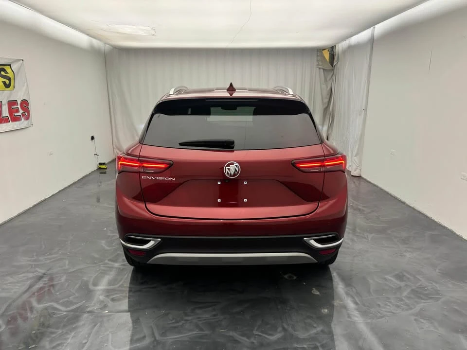 2023 Buick Envision - Image 4 of 19