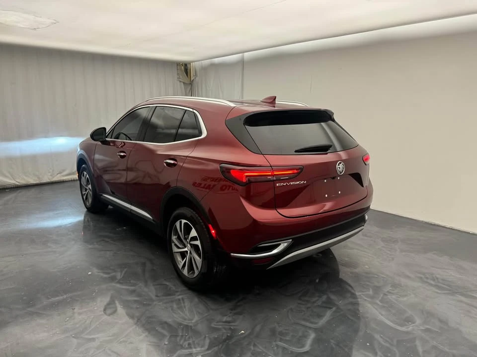 2023 Buick Envision - Image 3 of 19