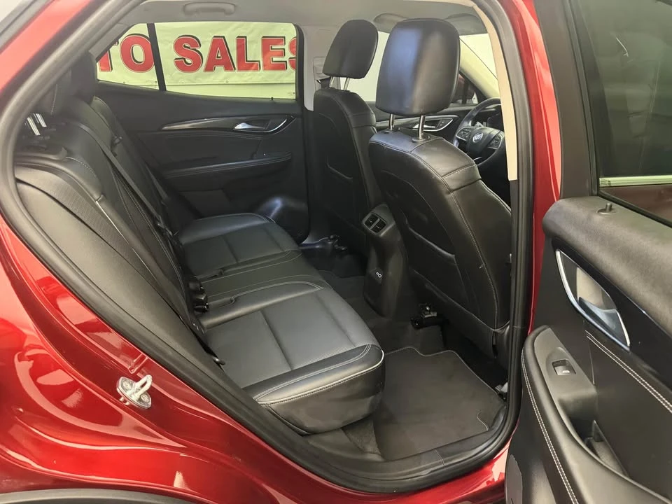 2023 Buick Envision - Image 8 of 19