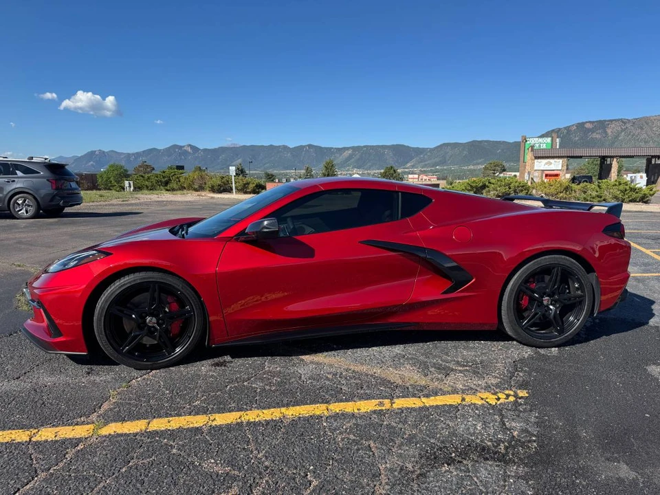 2023 Chevrolet Corvette C8 Z06 - Image 2 of 10