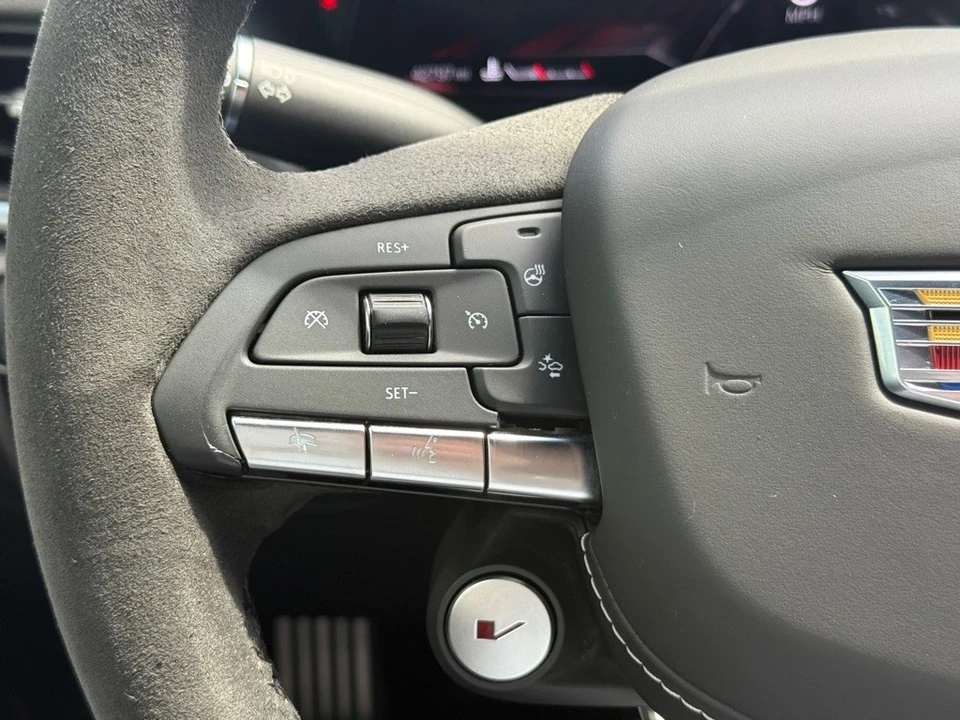 2023 Cadillac CT4-V Blackwing - Image 10 of 21