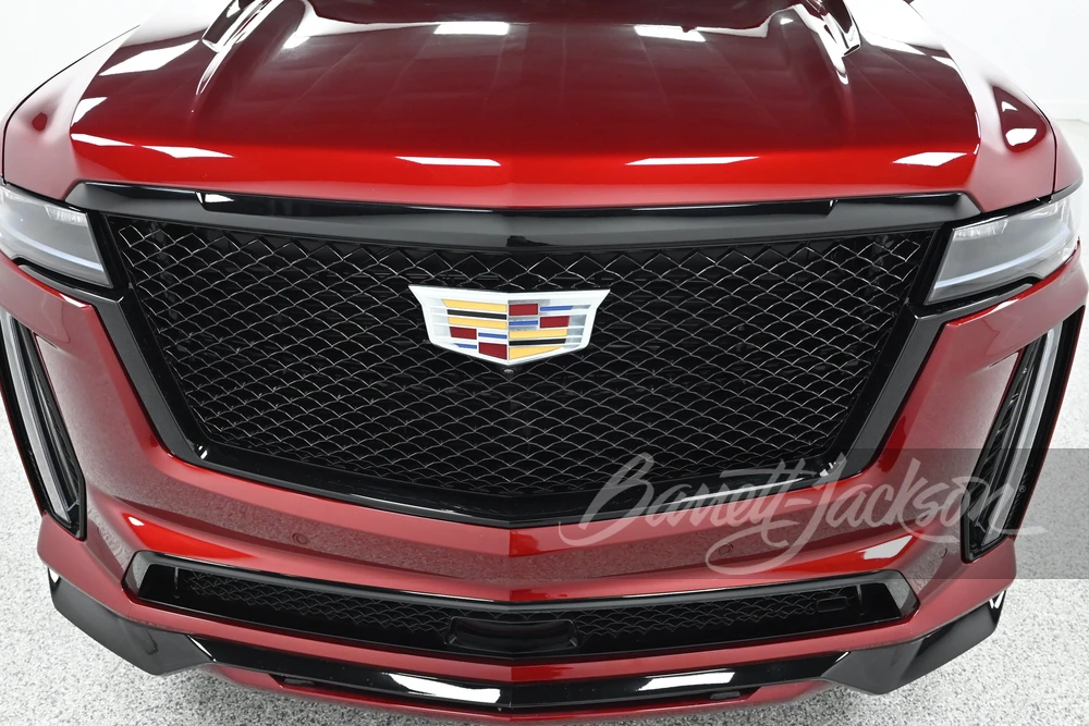 2023 Cadillac Escalade-V 5th Gen - Image 19 of 31