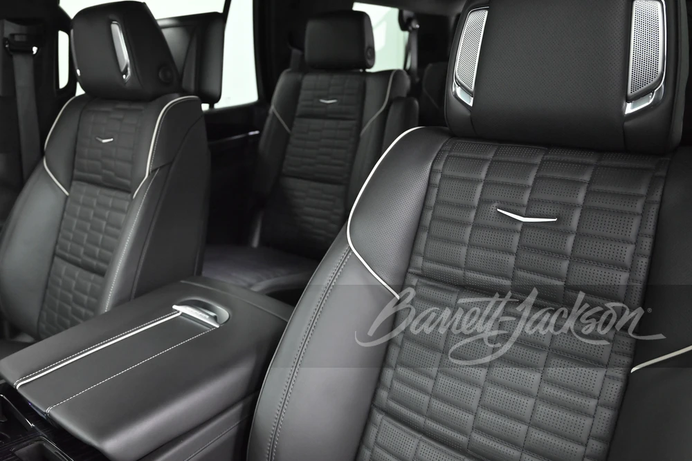 2023 Cadillac Escalade-V 5th Gen - Image 20 of 31